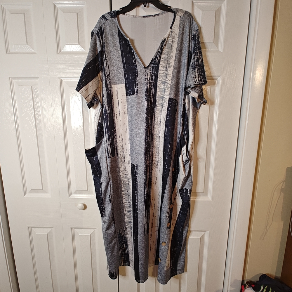 Shein Curve Multicolor Blue Striped Print Short Sleeve Dress Womens Size 4XL EUC